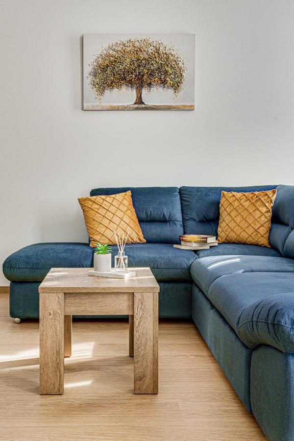 Ultra Central Apartment With Private Terrace Arad Exterior foto